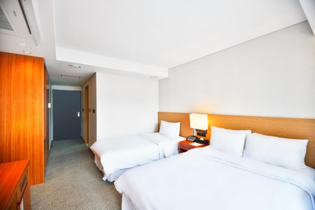 Bareve Hotel Seogwipo Exterior photo